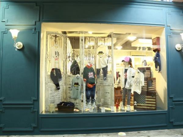 裘帛童装店铺展示