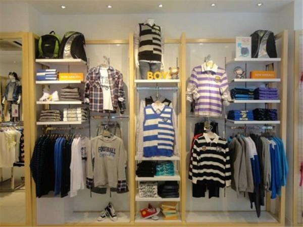 棵棵树童装店铺展示