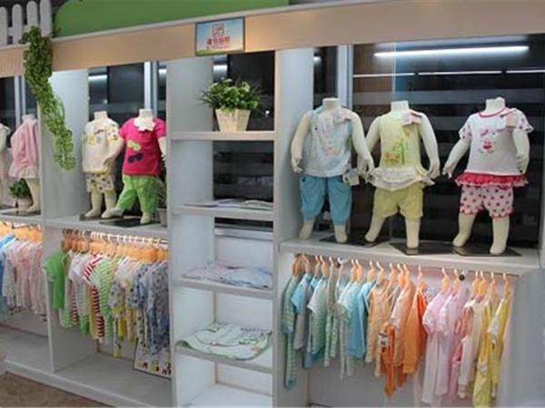 雅培童装店铺展示