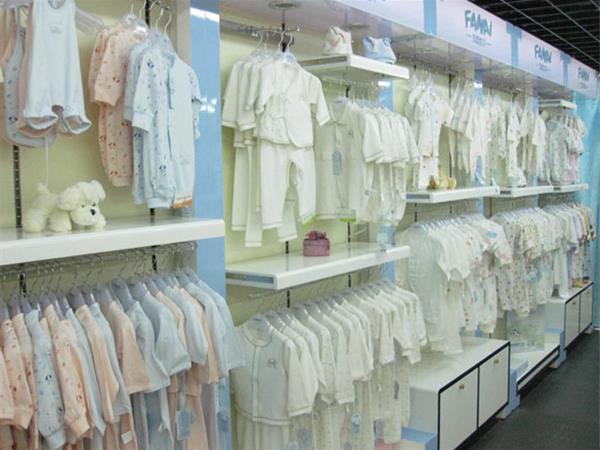 凡爱宝贝童装店铺展示