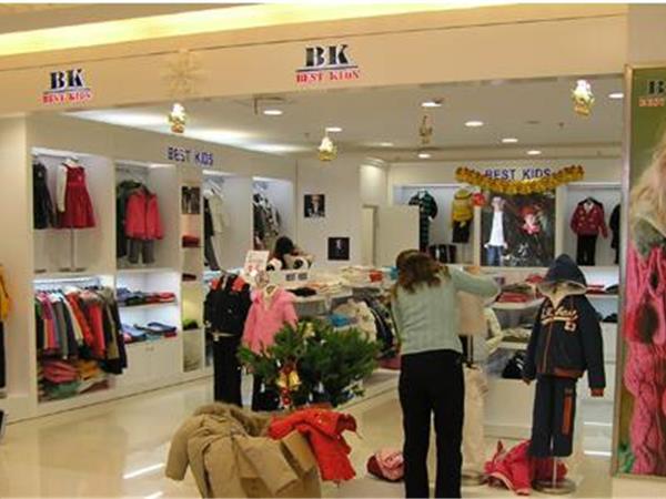BESTKIDS童装店铺展示