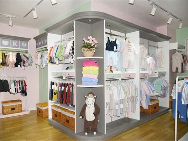 卡特思童装店铺展示