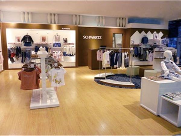 宝乐多童装店铺展示