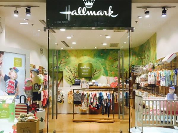 hallmark babies童装店铺展示