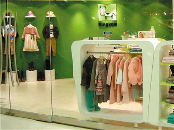 小笑牛童装店铺展示