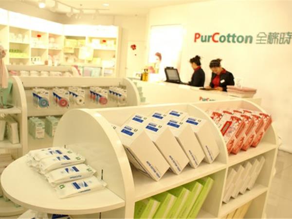 全棉时代童装店铺展示