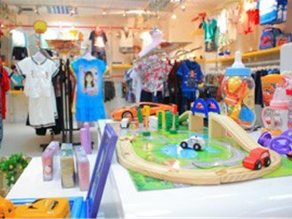 阳光衣派童装店铺展示