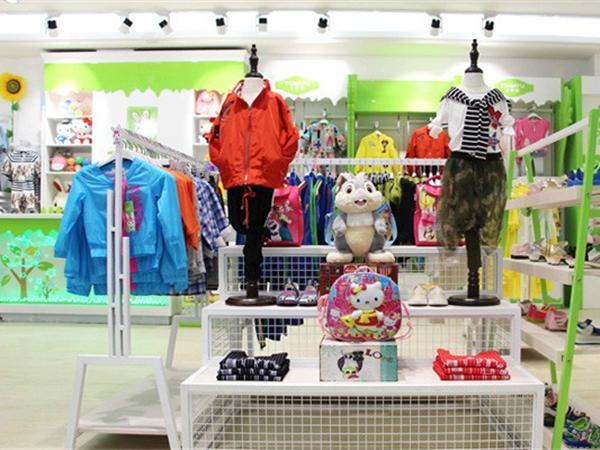 土巴兔童装店铺展示