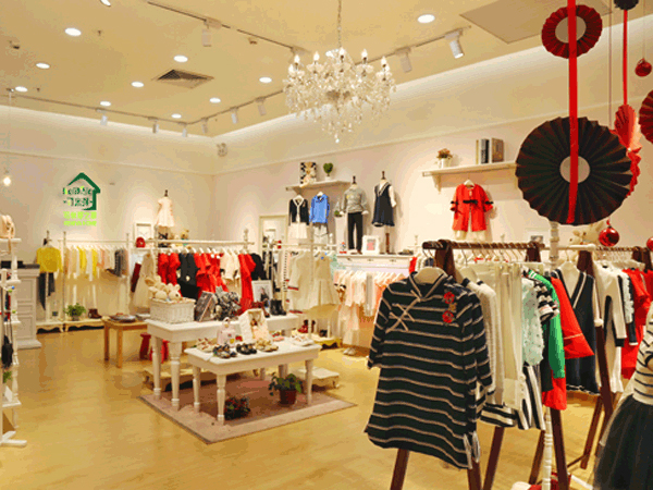 梦想号童装店铺展示