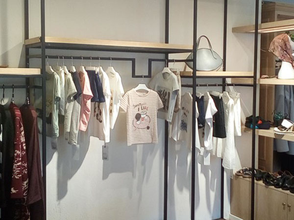BETOBE童装店铺展示