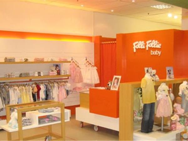 Folli Follie童装店铺展示