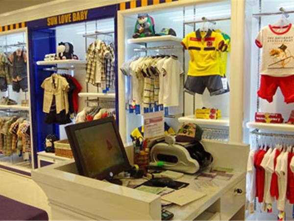 沐阳童童装店铺展示
