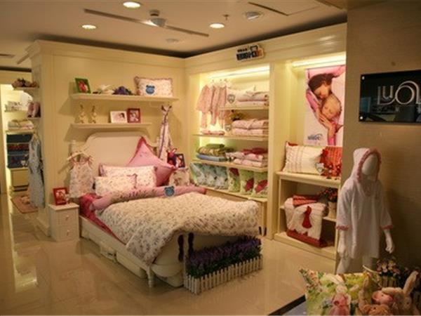 罗莱KIDS童装店铺展示