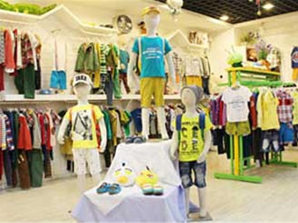 旺仔童装店铺展示