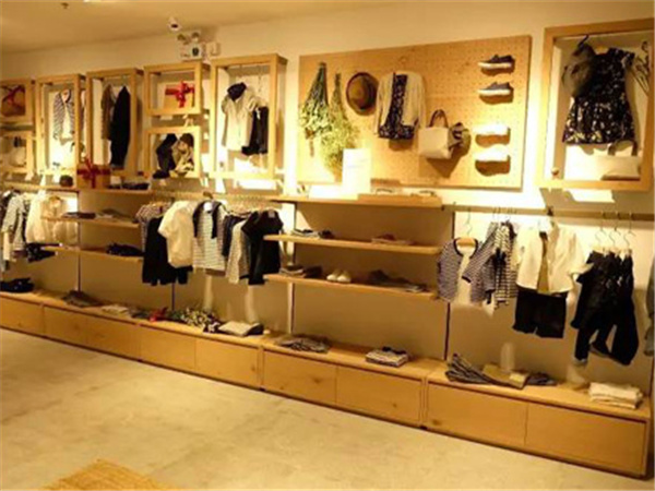 卉川屋童装店铺展示