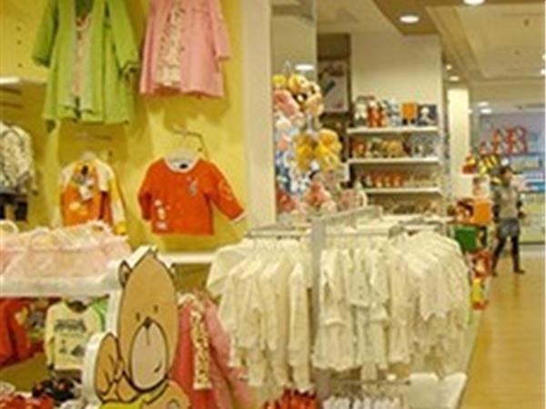 迪尼巴拉童装店铺展示