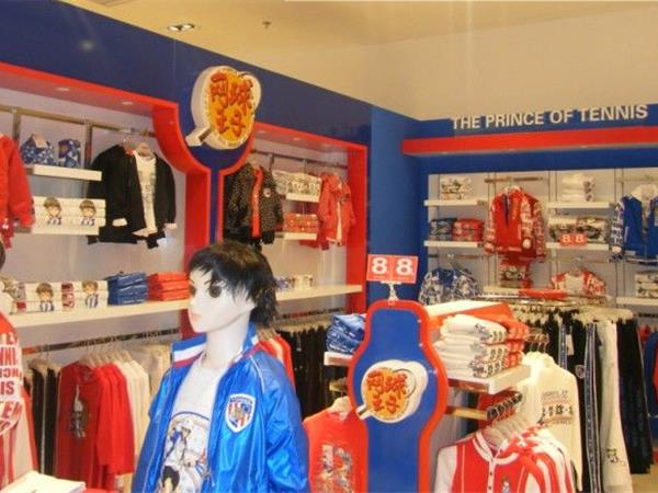 网球王子童装店铺展示