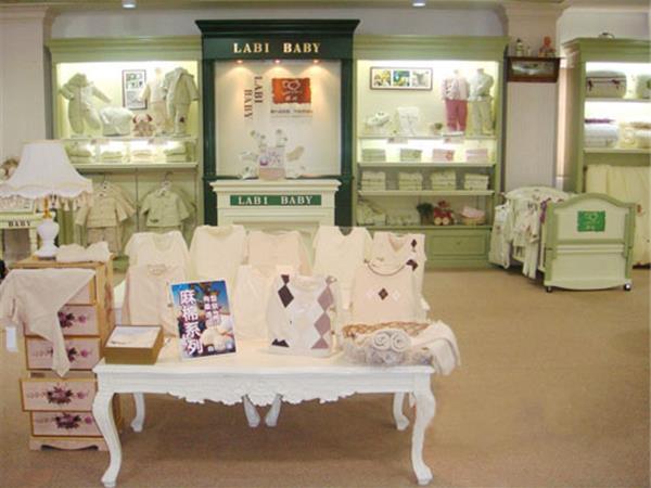 拉比童装店铺展示