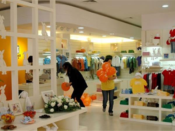 安奈儿童装店铺展示
