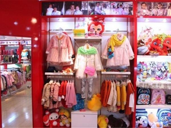 欢乐谷童装店铺展示