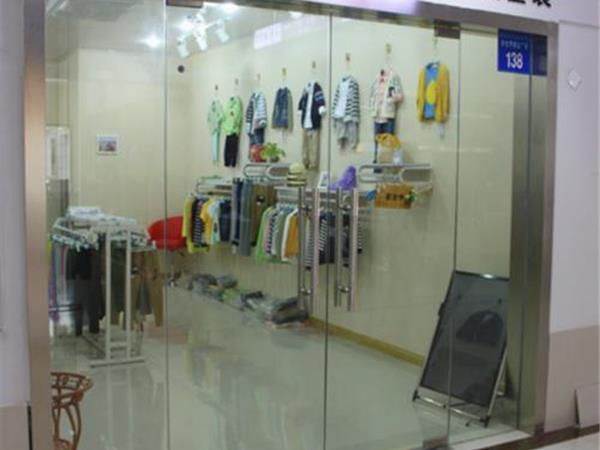 小南瓜童装店铺展示