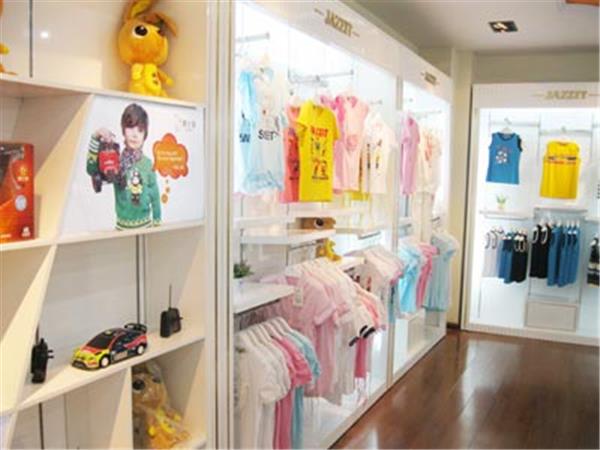 爵士兔童装店铺展示