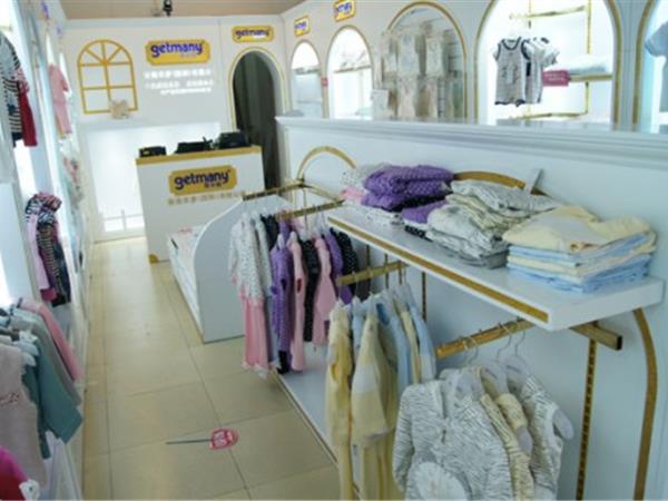 哥米妮童装店铺展示