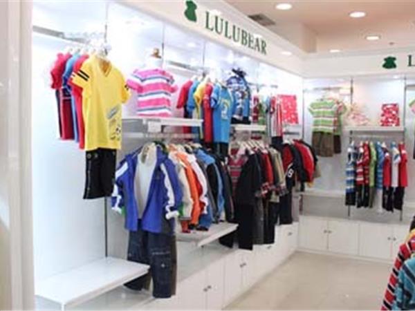 噜噜贝尔童装店铺展示