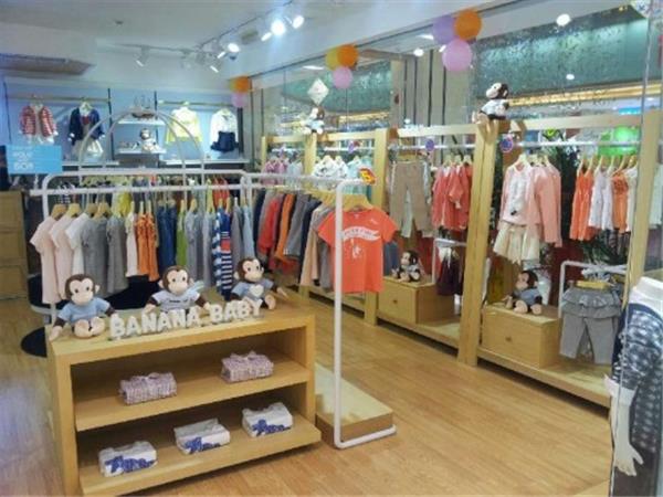 bananababy童装店铺展示