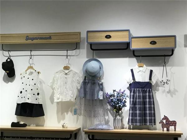 苏格马可童装店铺展示