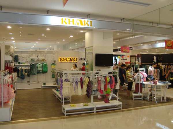 卡琪屋童装店铺展示