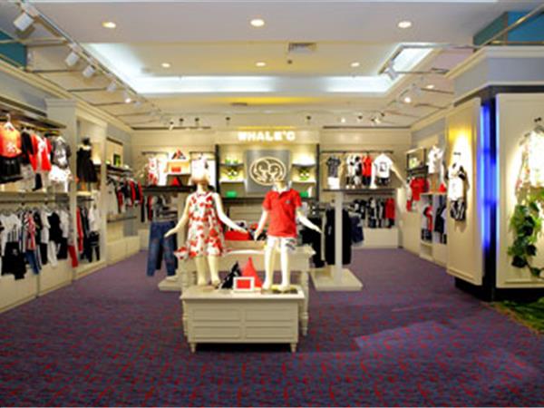 海威迩童装店铺展示