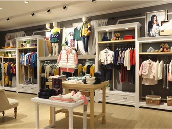 阿杰邦尼童装店铺展示
