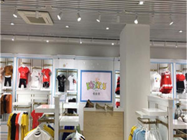 拉斐贝贝童装店铺展示