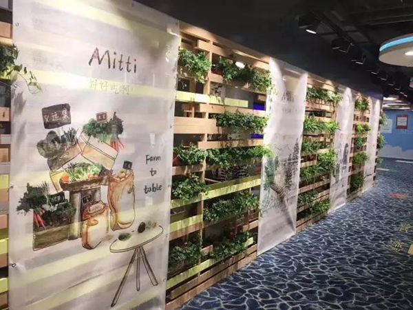 MITTI童装店铺展示