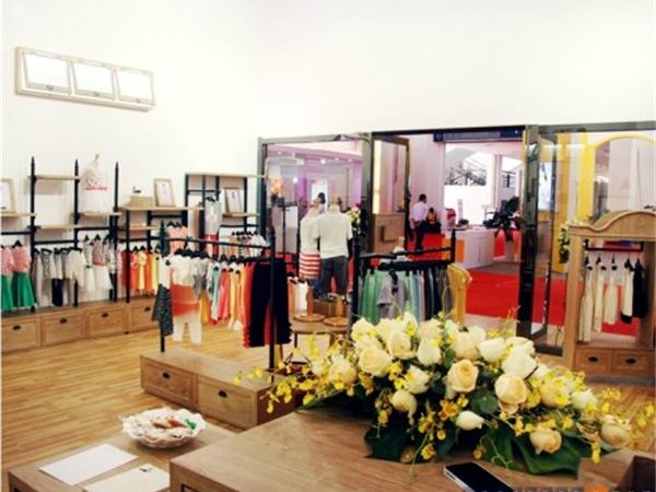 chunyazi童装店铺展示