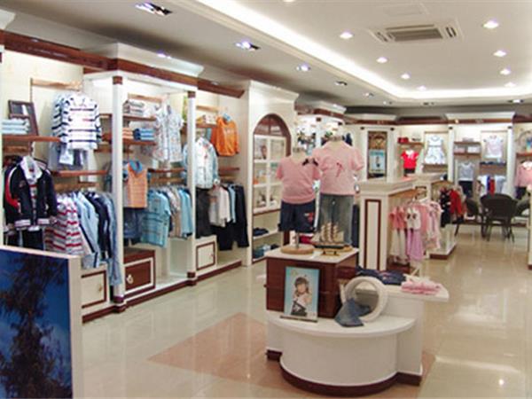 英格贝贝童装店铺展示