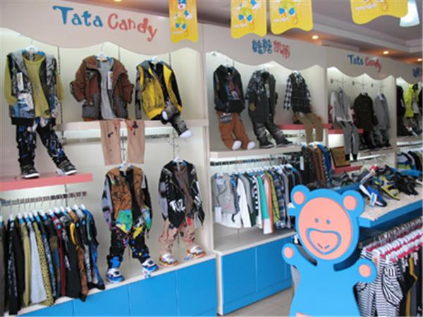 糖糖凯蒂童装店铺展示
