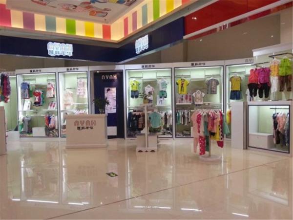 娜样年华童装店铺展示