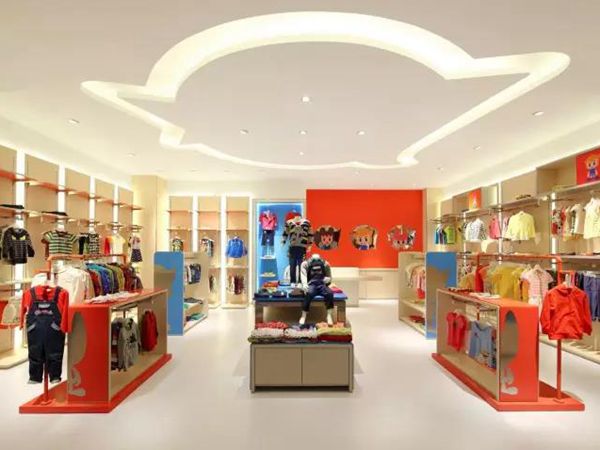 爱儿健童装店铺展示