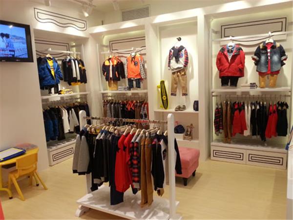 SFIT KIDS童装店铺展示