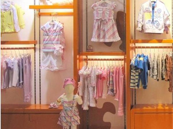 迷你屋童装店铺展示