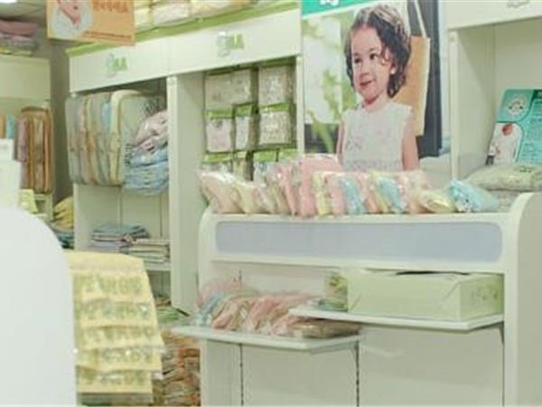 邦比·乐儿童装店铺展示