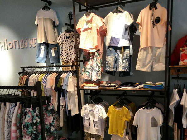 dishion的纯童装店铺展示