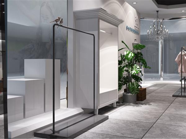 两个小朋友童装店铺展示