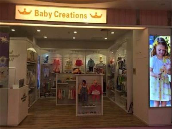 皇后婴儿童装店铺展示