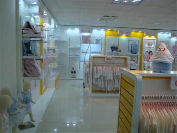 舒婴宝童装店铺展示