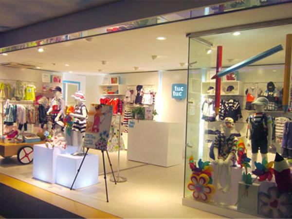 TUC TUC童装店铺展示