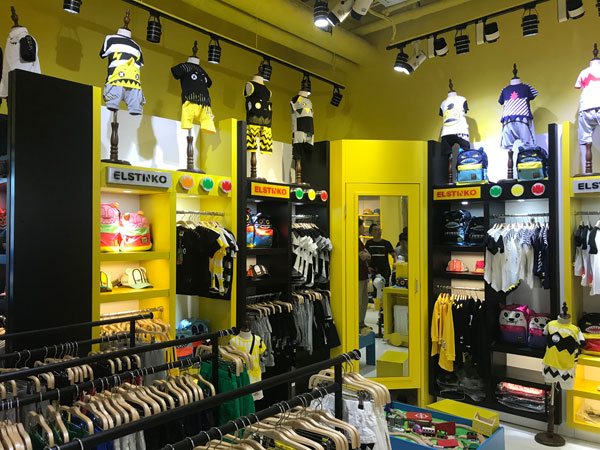 ELSTINKO童装店铺展示