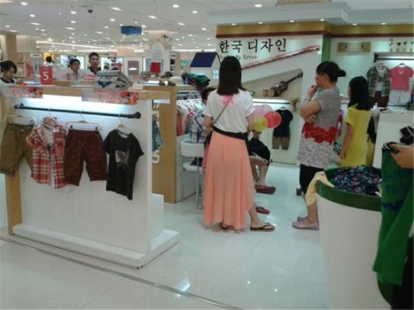 G-Brand童装店铺展示